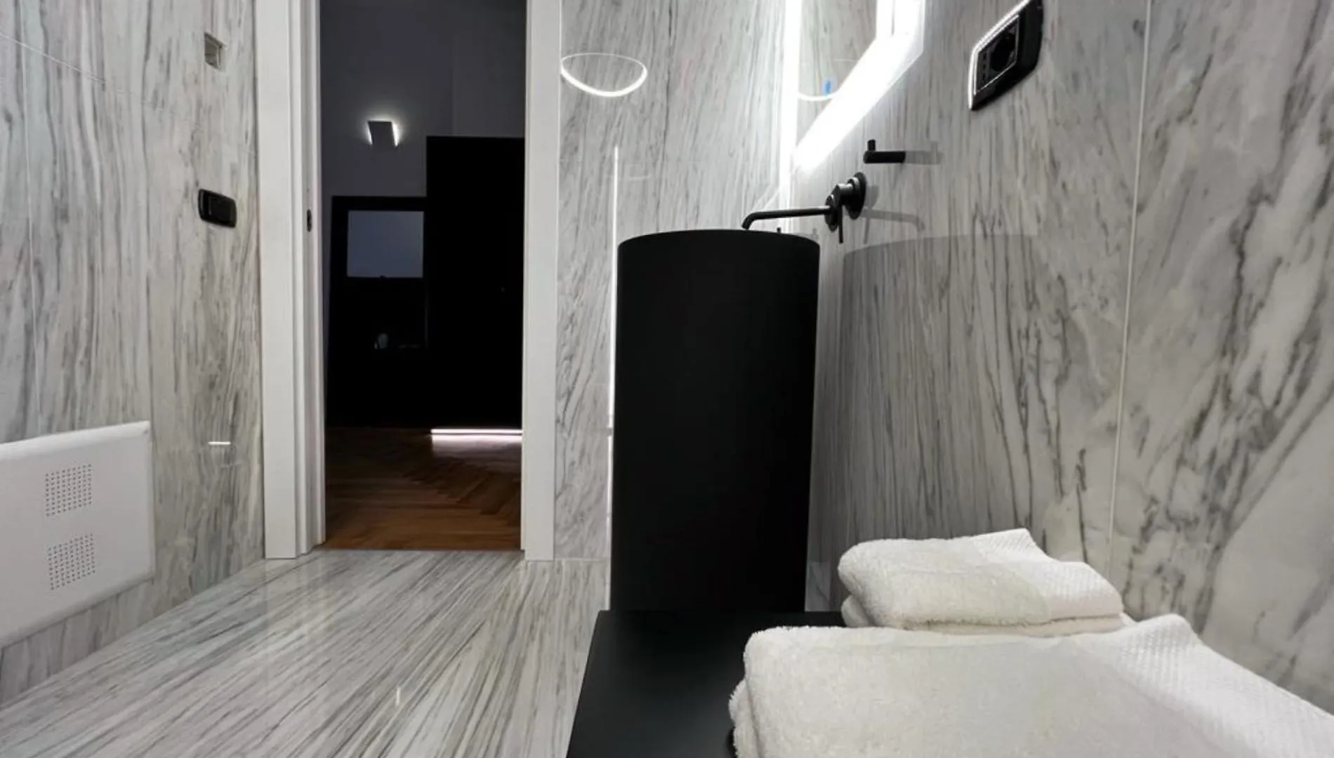 Giglio Luxury Apartment In Casa Professa Палермо 0*,