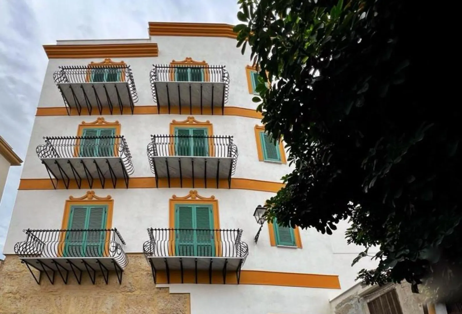 Giglio Luxury Apartment In Casa Professa Палермо